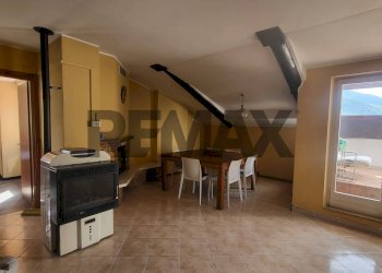 Sala da pranzo - Trilocale vicolo lealtà
 
6, Porlezza - foto 14