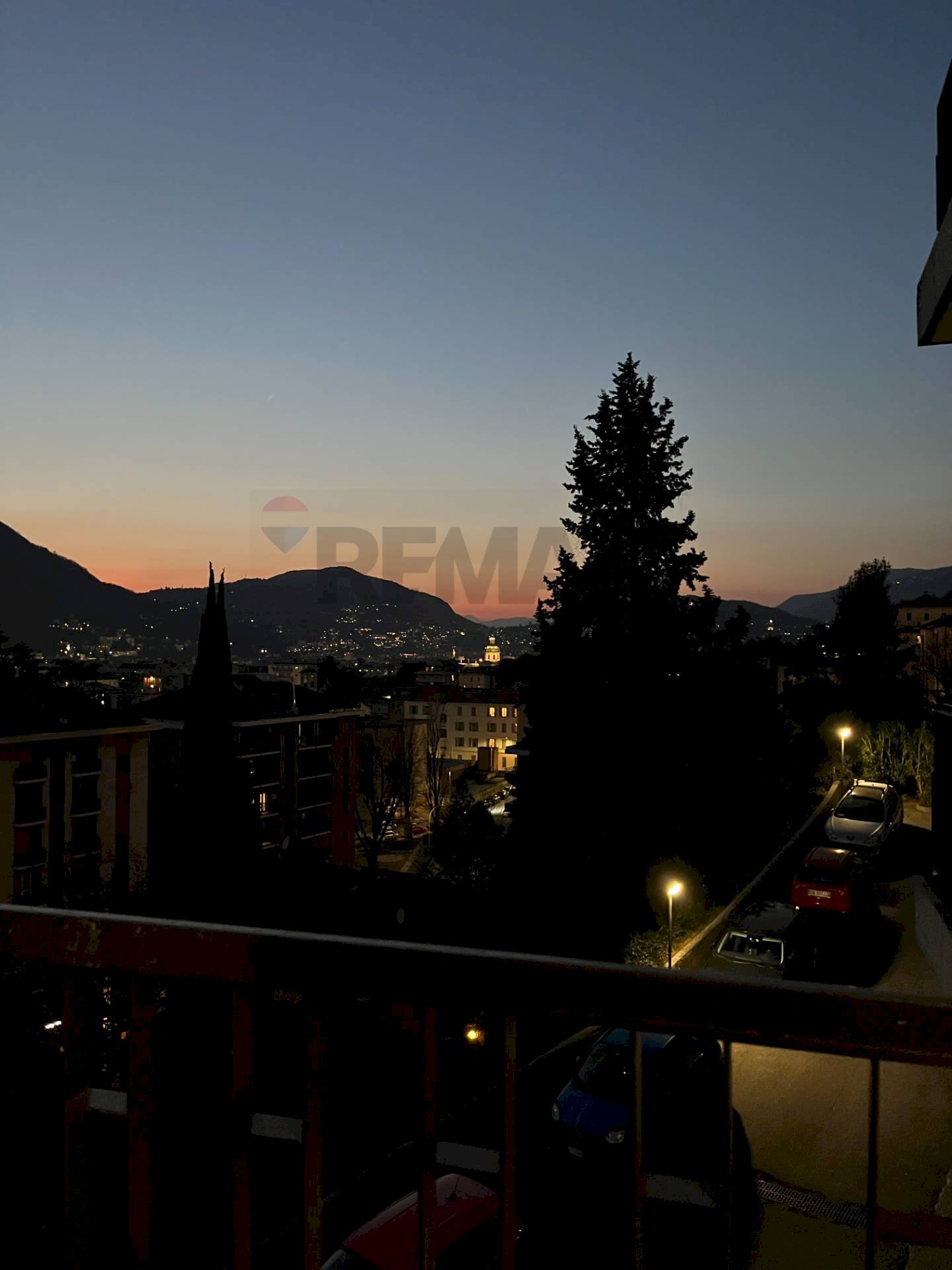 Edificio all\'aperto - Bilocale via Nulli
 
20/22, Como - foto 1
