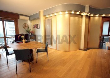 Sala da pranzo - Bilocale via Nulli
 
20/22, Como - foto 13