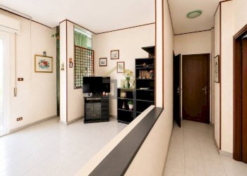Foto 1 - Three-room apartment Largo Zancle
 
4, Palermo - photo 1