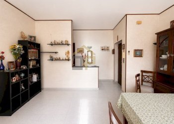 Foto 6 - Three-room apartment Largo Zancle
 
4, Palermo - photo 6