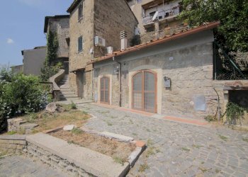 Foto 2 - Trilocale Via Della Porticella
 
14, Castelnuovo di Porto - foto 2