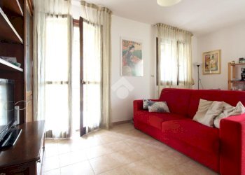 Three-room apartment Via Vittorio Veneto, Galliera - photo 1