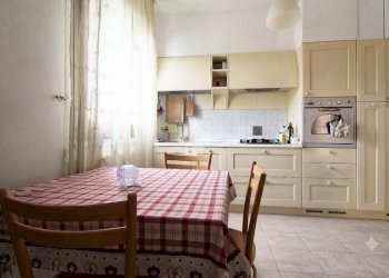 Three-room apartment Via Vittorio Veneto, Galliera - photo 3