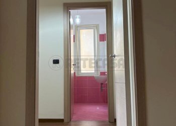 IMG-20250507-WA0009.jpg - Two-room apartment Viale Carlo III, San Nicola la Strada - photo 8