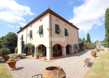 Prospetto villa retro - Villa Via di segromigno, Capannori - foto 1