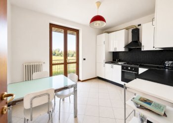 11 - Three-room apartment Via Gardesana 49, Rezzato - photo 2