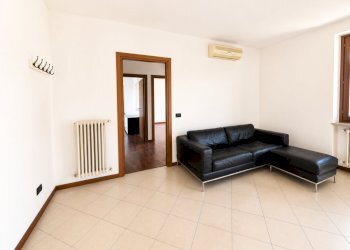 14 - Three-room apartment Via Gardesana 49, Rezzato - photo 19