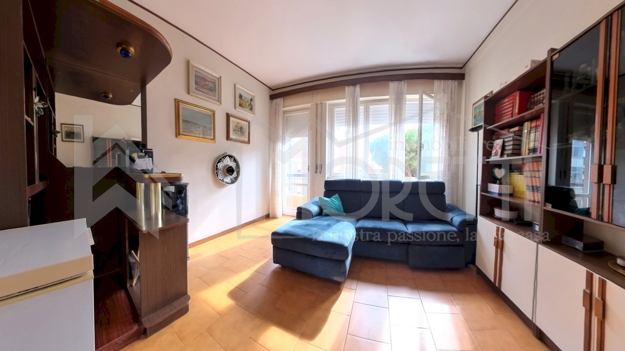 sala - Apartment Via Tommaseo, Livorno - photo 3