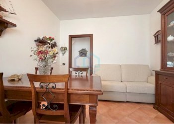 soggiorno inferiore - Independent house Frazione San Giovanni Località Rocca 4, Stella - photo 6