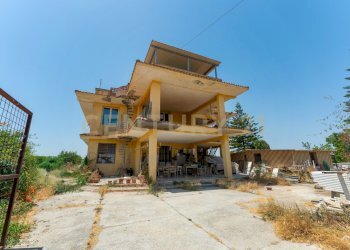 Immobile grande (1) - Villa C/da Camera, Augusta - photo 1