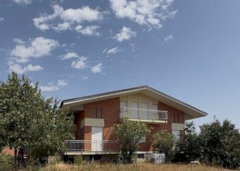 IMG_7973 - Villa Via Giuseppe Garibaldi 5, Orio Canavese - foto 1