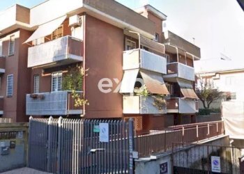 Two-room apartment Roma (neighborhood San Basilio) - photo 3