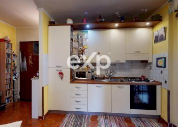 Two-room apartment Roma (neighborhood San Basilio) - photo 11