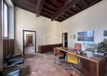 Four-room apartment Mantova - photo 6