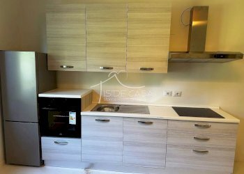 Three-room apartment Via Fratelli Bandiera, Mantova - photo 5