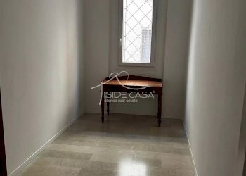 Three-room apartment Via Fratelli Bandiera, Mantova - photo 10