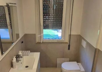 Three-room apartment Via Fratelli Bandiera, Mantova - photo 25