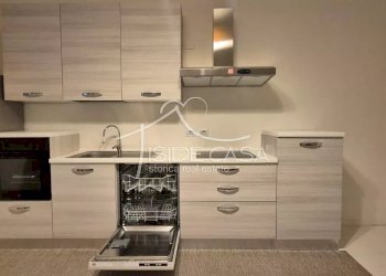 Three-room apartment Via Fratelli Bandiera, Mantova - photo 29