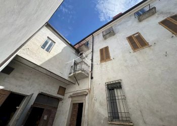 Casa indipendente via Massari, Mantova - foto 2