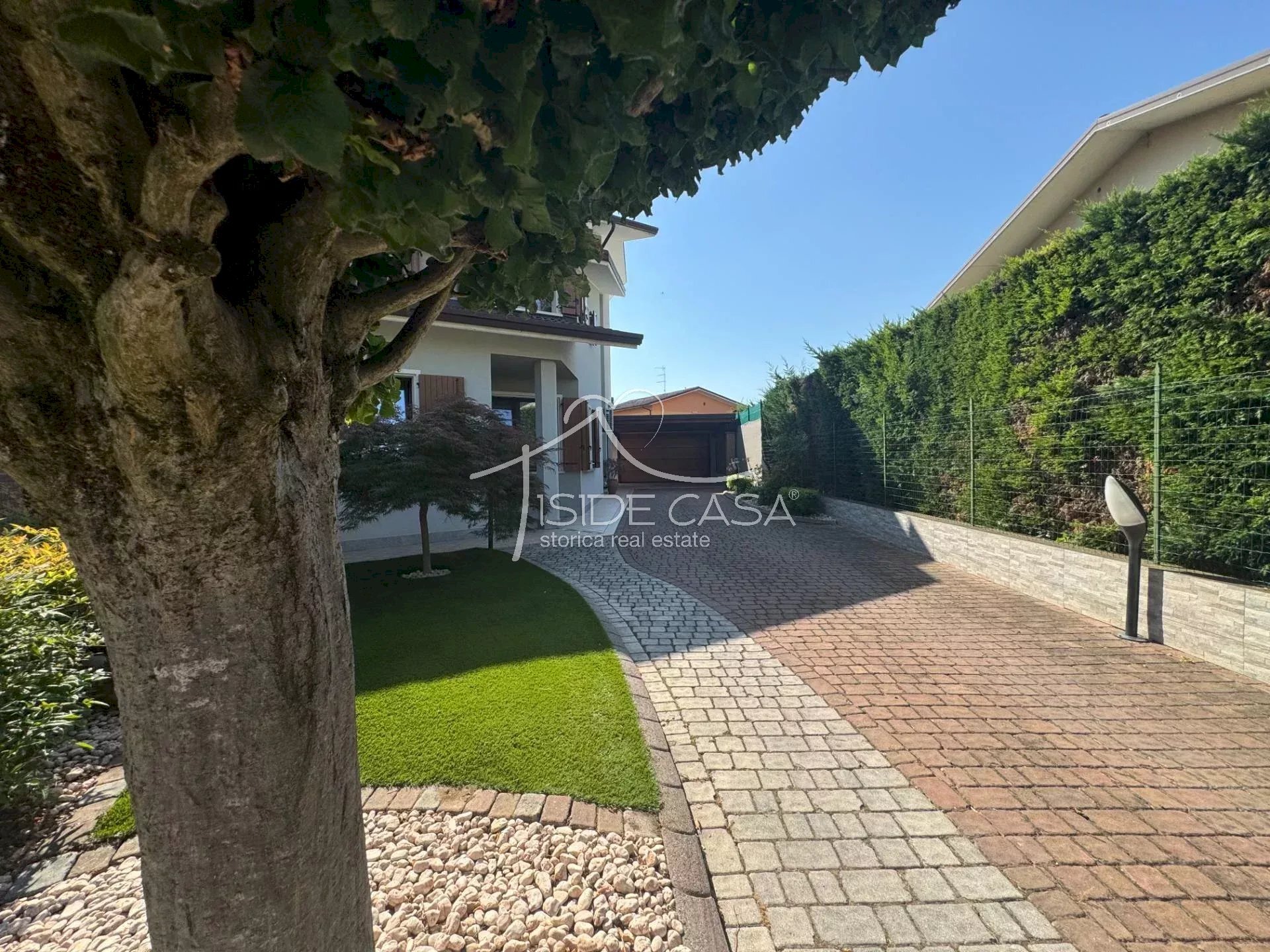 Villa 179/A VIA TREVES, Porto Mantovano - foto 1