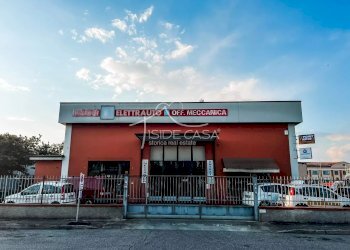 Capannone Mantova - foto 5
