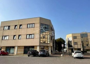 Ufficio Porto Mantovano - foto 1