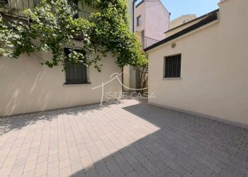 Two-room apartment Via della Conciliazione, Mantova - photo 12