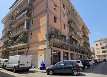 Three-room apartment Via Sant’Eufemia a Maiella, 41, Pescara - photo 1