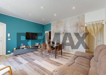 Two-room apartment Sestri Ponente, Genova, Genova (neighborhood Sestri Ponente) - photo 9