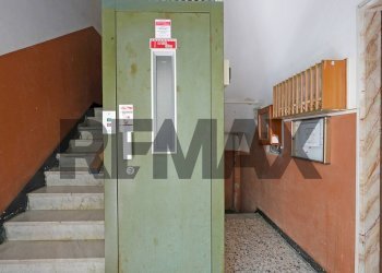 Two-room apartment Sestri Ponente, Genova, Genova (neighborhood Sestri Ponente) - photo 33