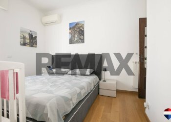Two-room apartment VIA GIACOMO PUCCINI, 17 
 Sestri Ponente, Genova (neighborhood Sestri Ponente) - photo 16