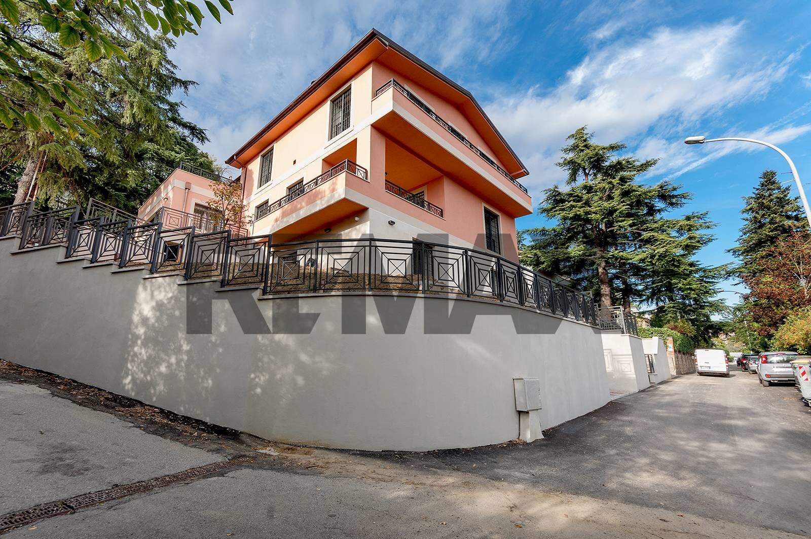 Trilocale Vicolo Del Bosco, 9/1 
 Toscana, Bologna (zona Toscana) - foto 1