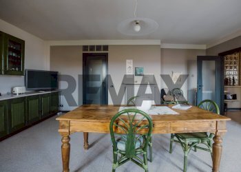 Casale Via Camillo Golgi, 25 
 Palazzolo sull'Oglio, Palazzolo sull'Oglio - foto 9