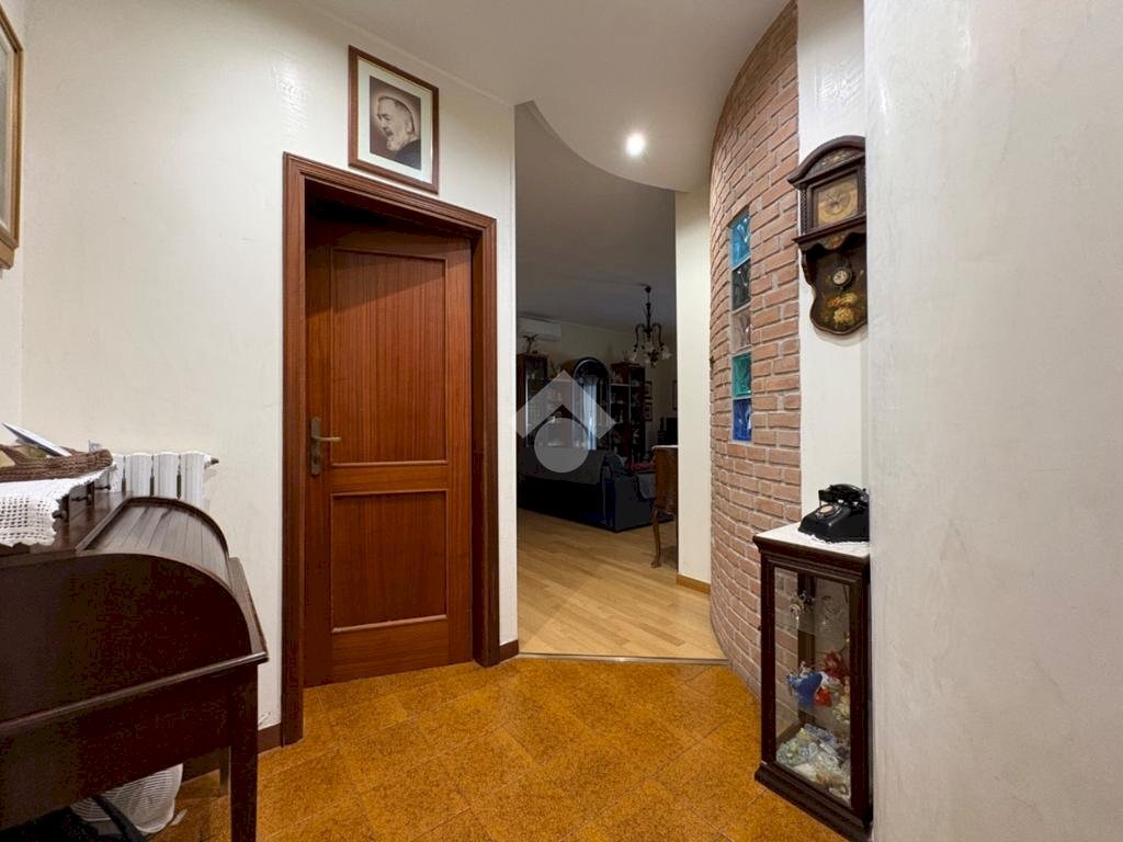 Three-room apartment Via ugo lenzi, Budrio - photo 2