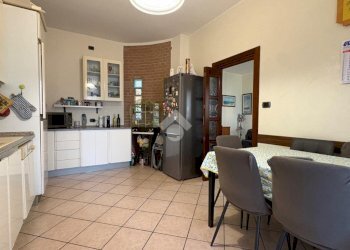 Three-room apartment Via ugo lenzi, Budrio - photo 4