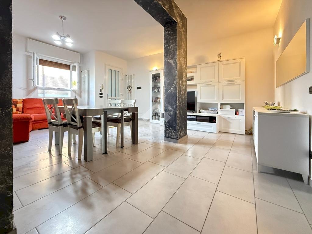 Four-room apartment Via gino solmi, Budrio - photo 1