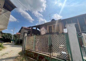 Semi-detached house Borgata San Firmino, Nole - photo 1