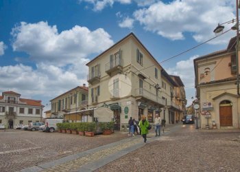 Apartment Via F.lli Piol, Rivoli - photo 1
