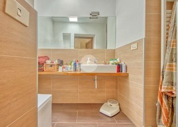Apartment Via F.lli Piol, Rivoli - photo 18