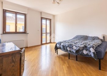 Four-room apartment Via San Nazario, Ivrea - photo 11