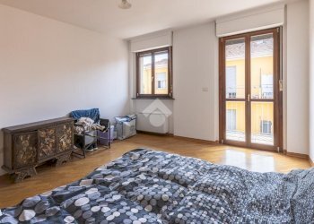 Four-room apartment Via San Nazario, Ivrea - photo 12