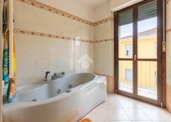 Four-room apartment Via San Nazario, Ivrea - photo 14
