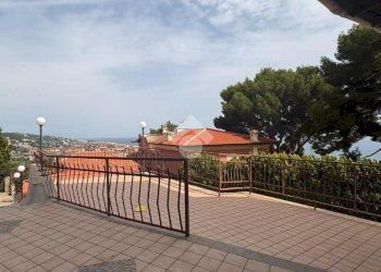 Trilocale Via collasgarba, Ventimiglia - foto 1