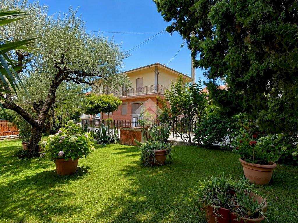 Appartamento Via Indipendenza, Santo Stefano di Magra - foto 3