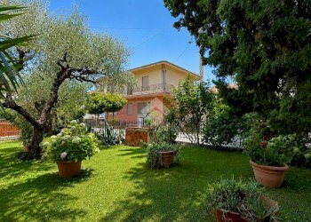 Appartamento Via Indipendenza, Santo Stefano di Magra - foto 3
