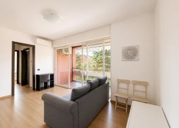 Two-room apartment Via Giuseppe Verdi, hamlet Milano 3, Basiglio - photo 1