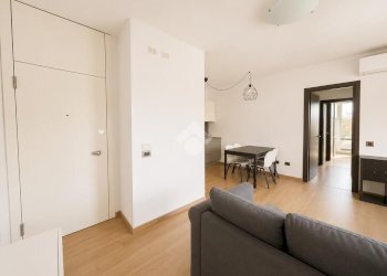 Two-room apartment Via Giuseppe Verdi, hamlet Milano 3, Basiglio - photo 3
