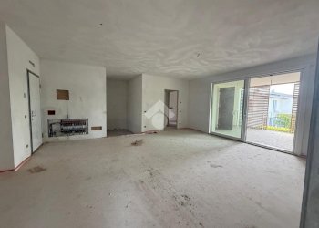 Quadrilocale Via Luigi Walpot, Reggio nell'Emilia - foto 5