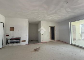 Quadrilocale Via Luigi Walpot, Reggio nell'Emilia - foto 7